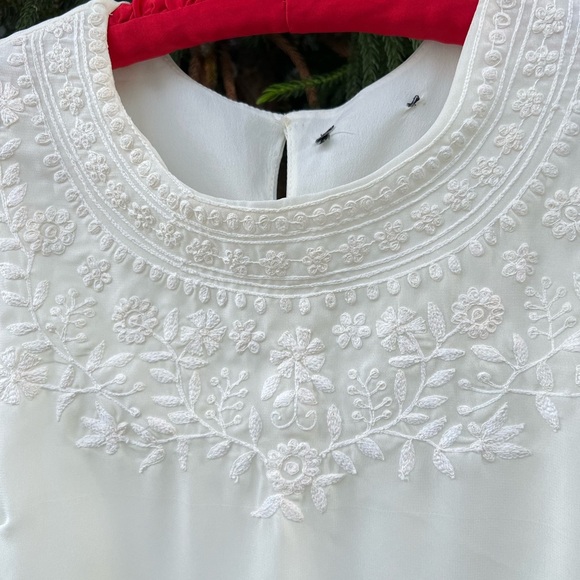 White Floral Embroidered Neckline Mini Shift Dress | Sleeveless & Silky | Small - Picture 3 of 9